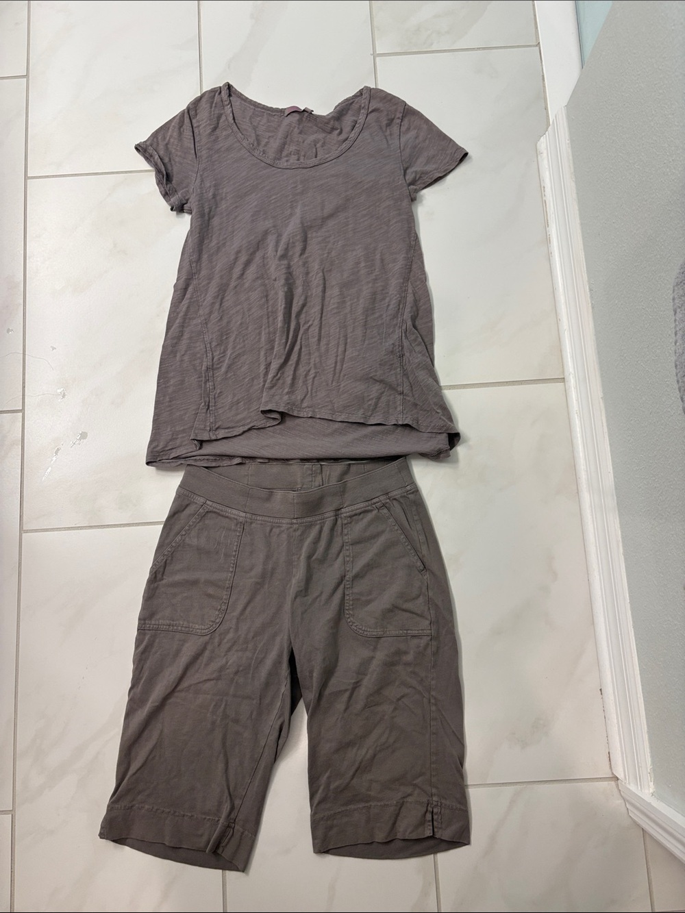 fresh produce Short Sleeve Tee & Bermuda Set in Brown-Gray